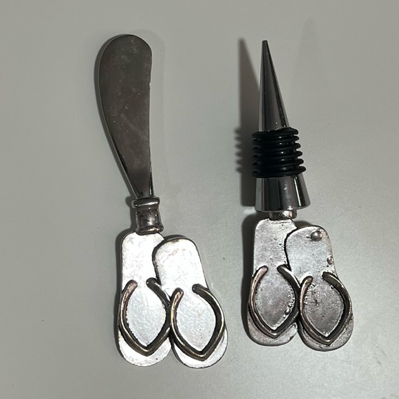 Wooden Flip Flop Serving Bundle - Picture 4 of 7